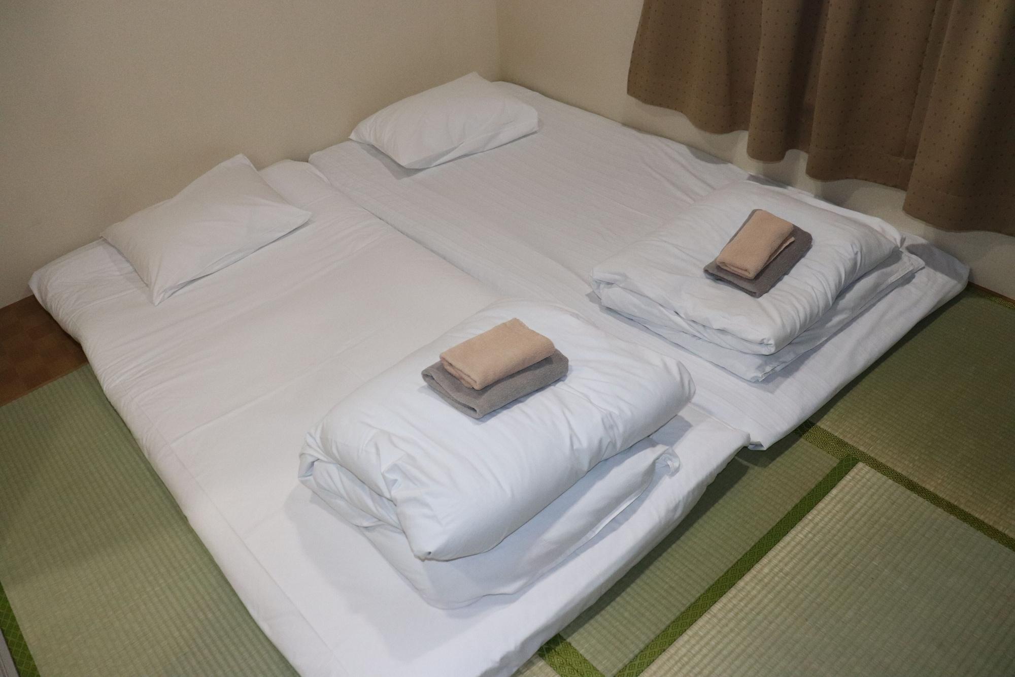 Hotel Shin-Imamiya Осака Экстерьер фото
