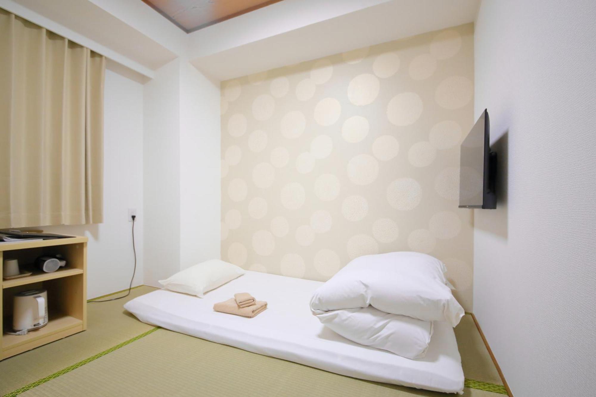 Hotel Shin-Imamiya Осака Экстерьер фото