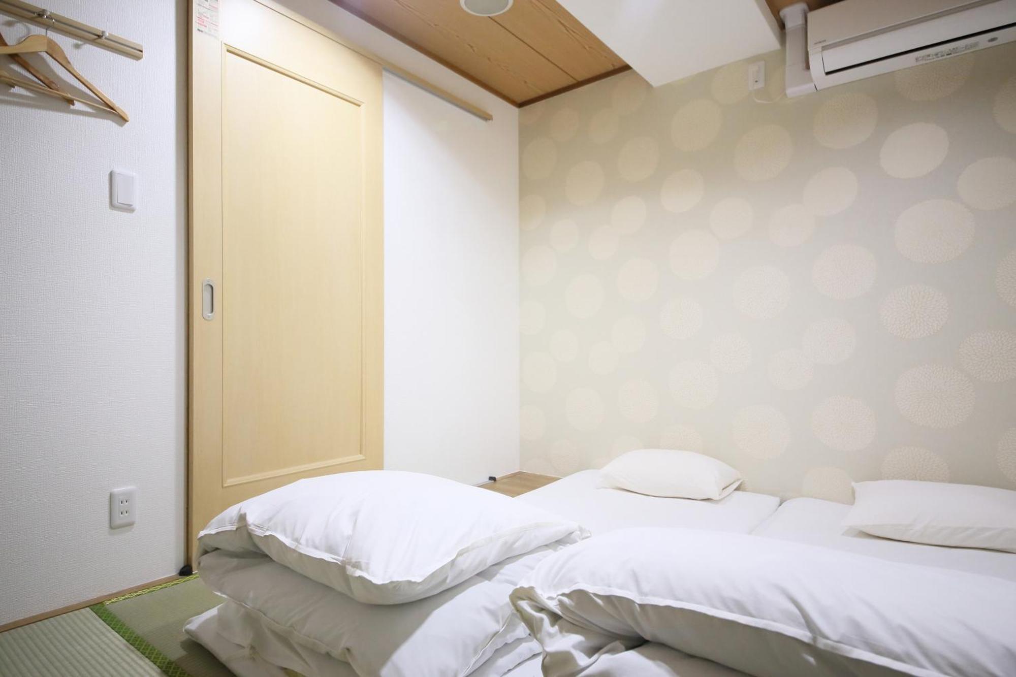 Hotel Shin-Imamiya Осака Экстерьер фото