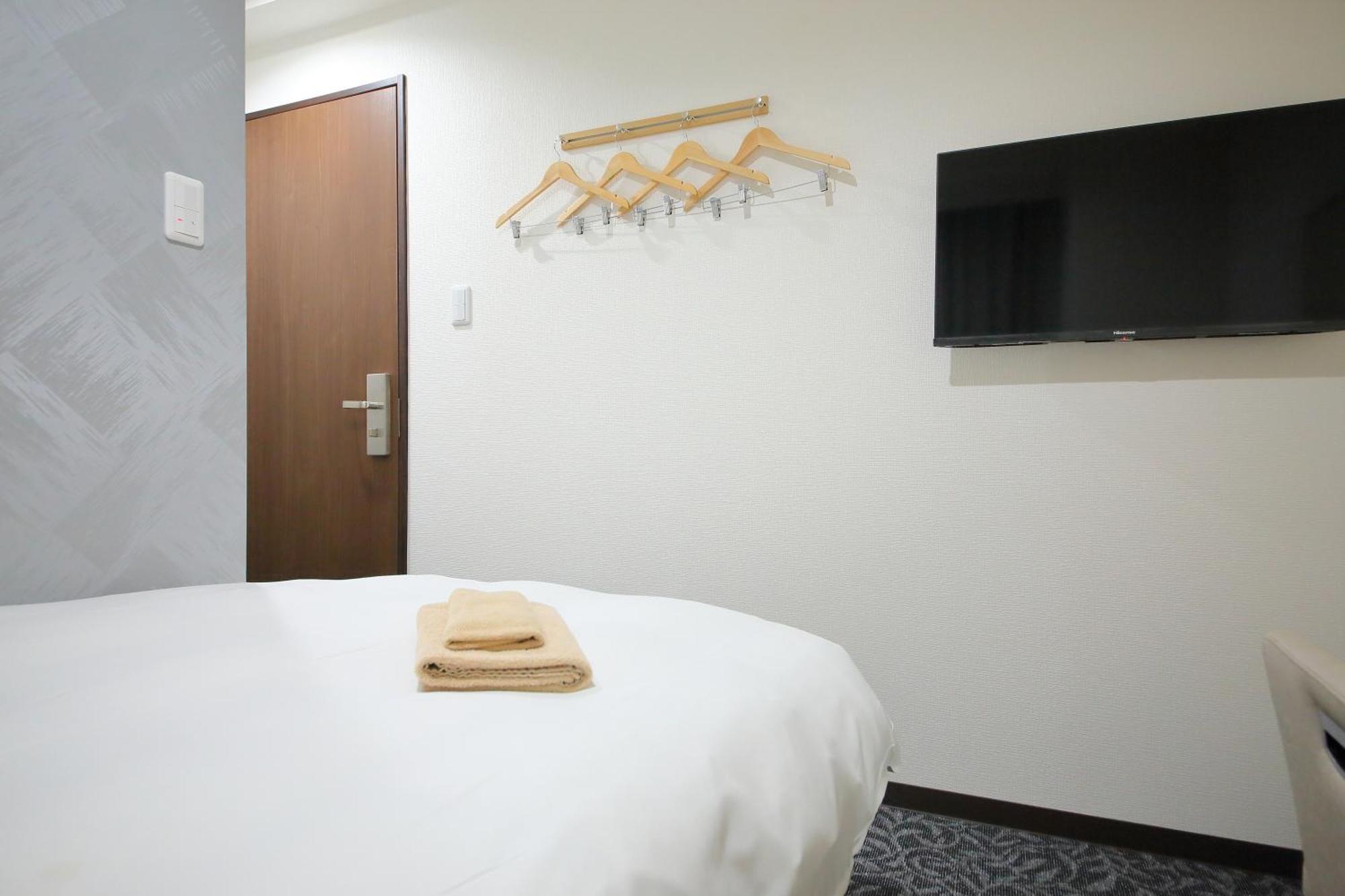 Hotel Shin-Imamiya Осака Экстерьер фото