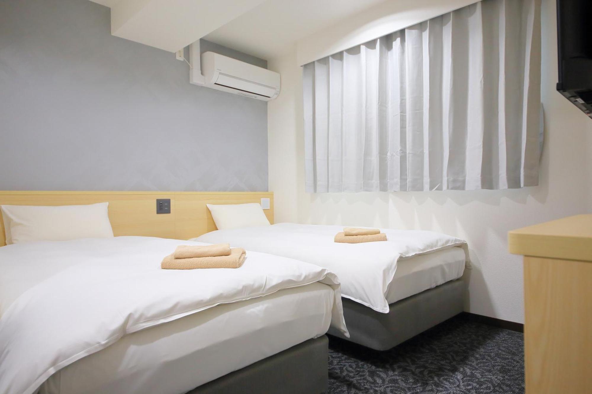 Hotel Shin-Imamiya Осака Экстерьер фото