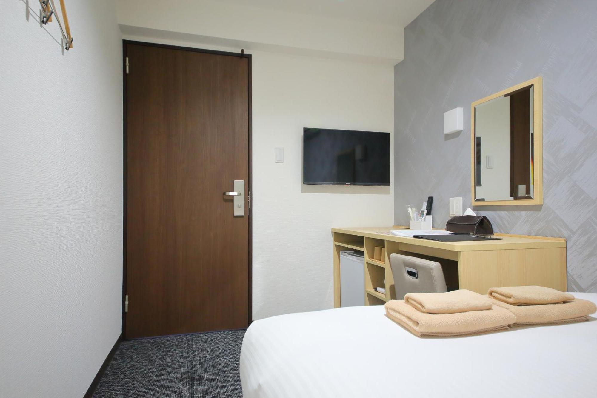 Hotel Shin-Imamiya Осака Экстерьер фото