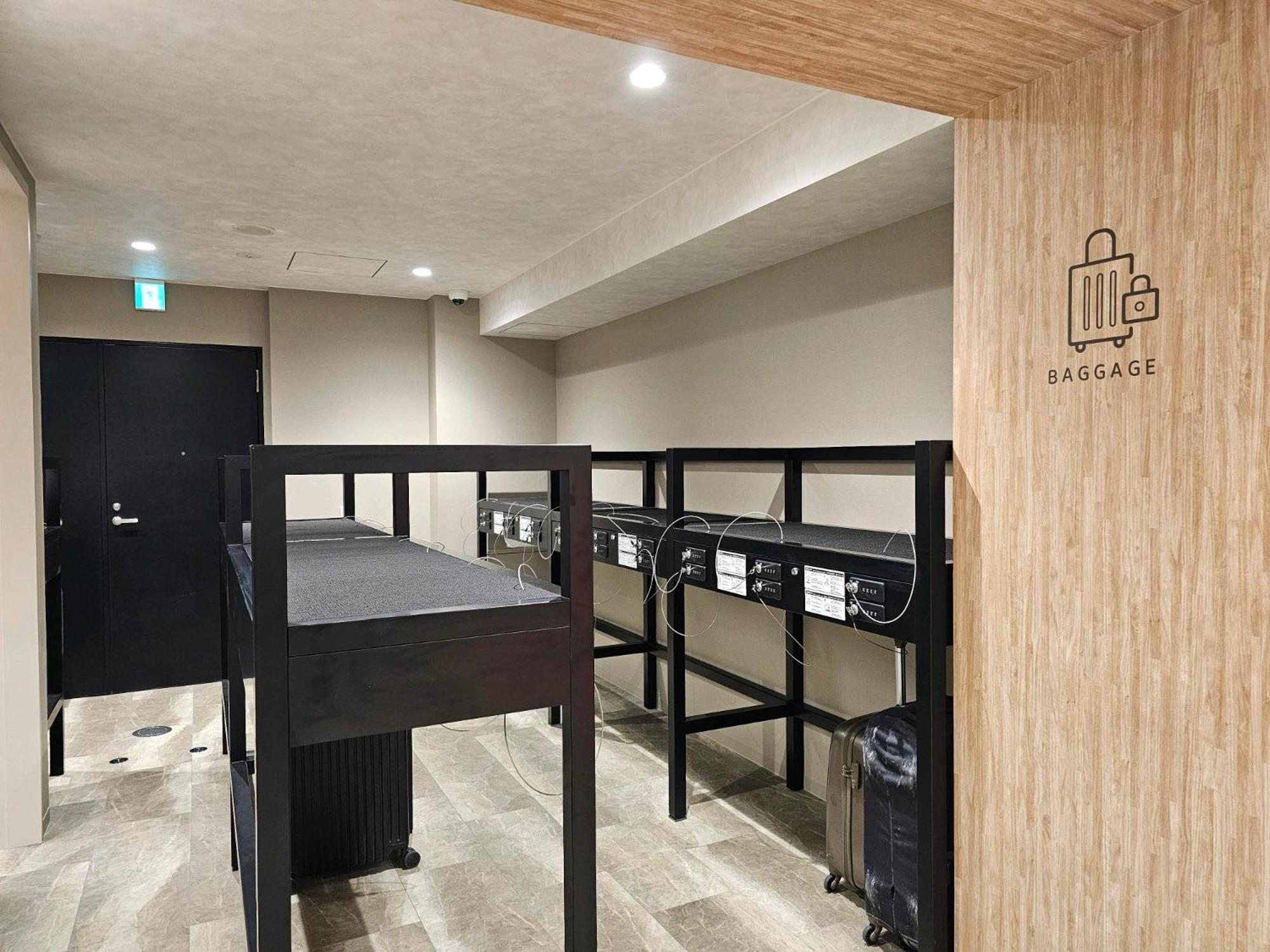 Hotel Shin-Imamiya Осака Экстерьер фото